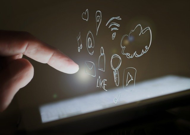 les-5-raisons-de-se-mefier-de-facebook